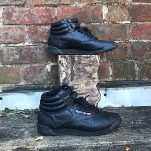 Reebok classic high tops sz 8.5 womens